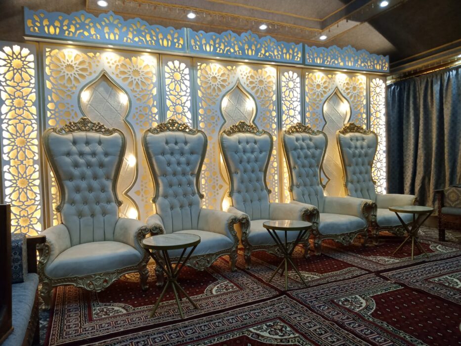 تأجير كراسي وطاولات للمناسبات  – ضيافة السعادة 97362660